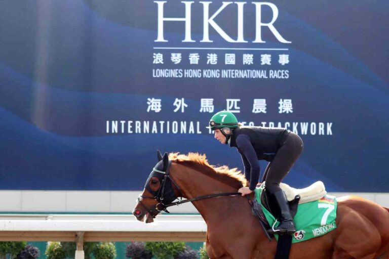 Auch in HK trug Mendocino erst Kappe Foto: Sorge