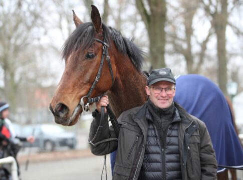 Bernd Schrödl (Archiv), hier mit Slay The Dragon