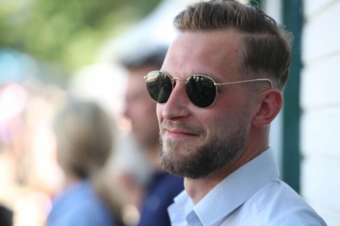 Marian Falk Weißmeier Marian Falk Weißmeier