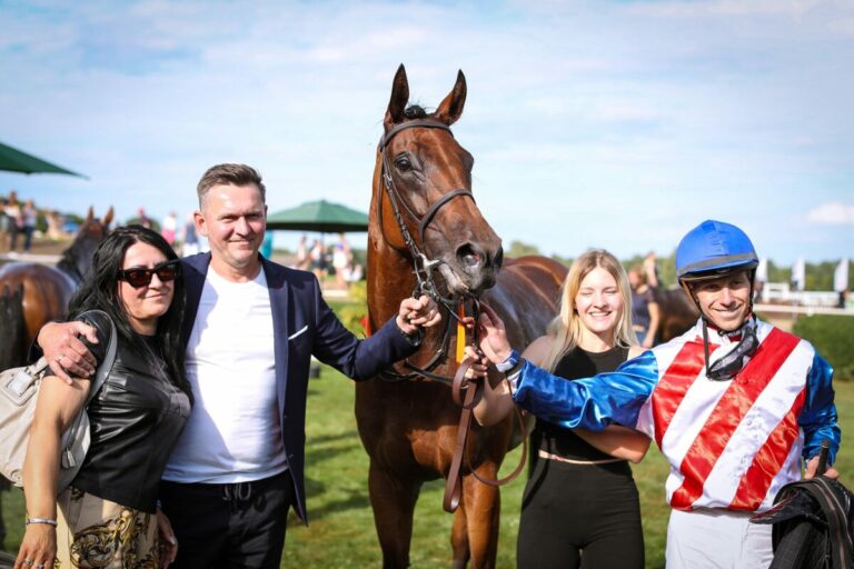 Nedorostek feiert Sieg mit der Ehefrau – Varinha nicht zu schlagen