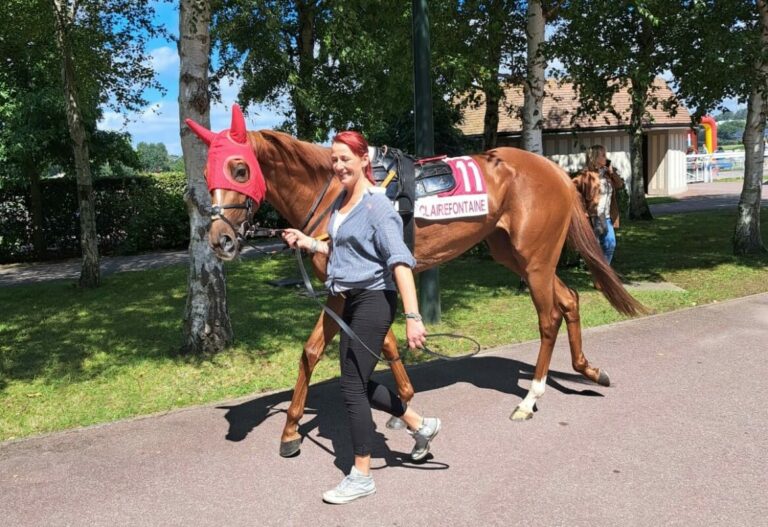 Ebbesloherin Gavilla geht in Clairefontaine auf und davon