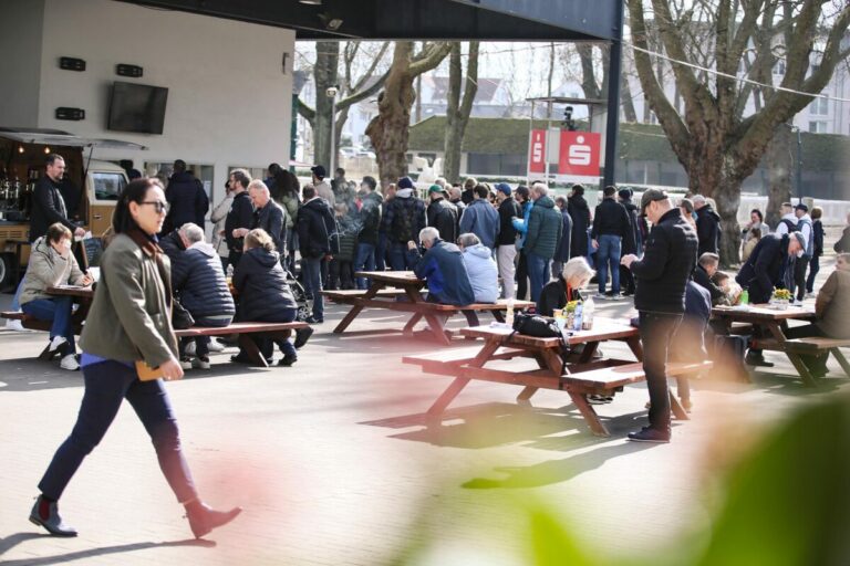 Sonne, Zufriedenheit und gute Stimmung in Wambel