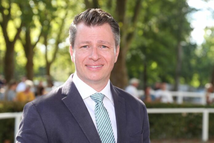 Oliver Sauer, Geschäftsführer in Dortmund