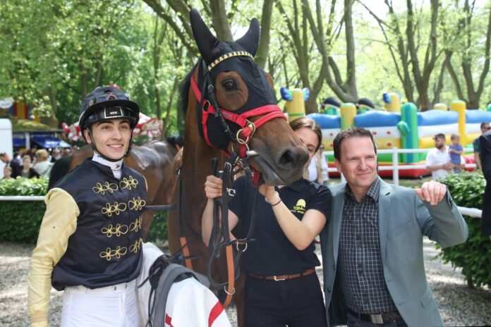 Diamond Crown siegt unter Hugo Boutin
