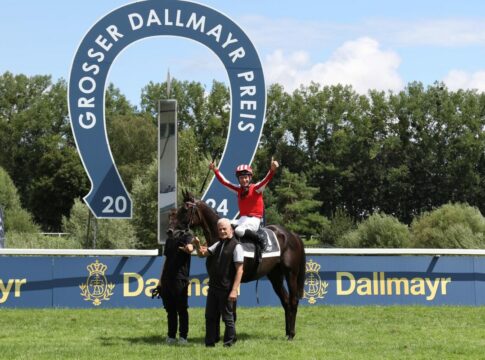 Calif siegt unter Adrie de Vries im Grosser Dallmayr-Preis - Bayerisches Zuchtrennen, Gr.1