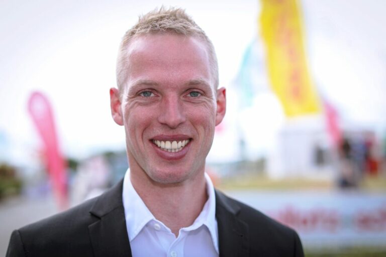 Wieder Schnakenberg-Treffer in Chantilly: Diesmal siegt Olaf Wieder Schnakenberg-Treffer in Chantilly: Diesmal siegt Olaf