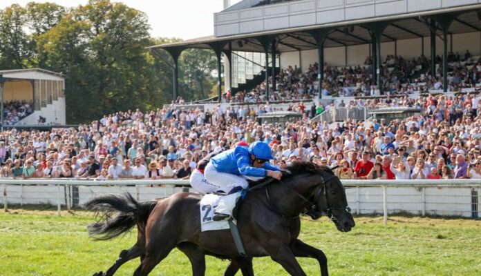 Rebel's Romance gewinnt unter William Buick den 62. Preis von Europa