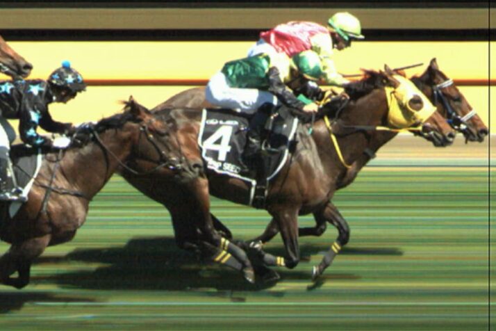 The Voice-Kandidat Robbie Dolan siegt im Melbourne Cup