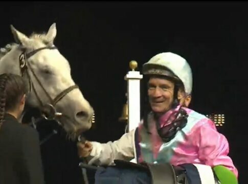 Adrie de Vries Fünfter in der Al Maktoum Mile King Gold und Adrie de Vries (Archiv)