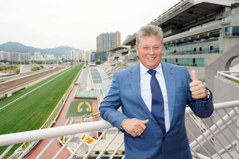 Südafrikanischer Trainer Brett Crawford geht nach Hongkong