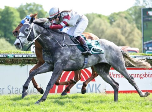 Open Skies siegt unter Janine Beckmann