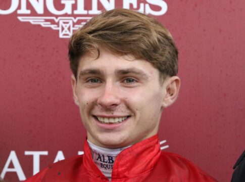 Vertical Blue siegt unter Alexis Pouchin im Qatar Prix Marcel Boussac - Criterium des Pouliches, Gr.1