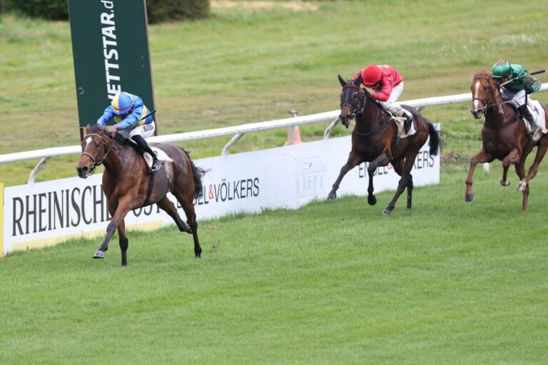 Beim dritten Start setzt sich Wöhlers Nauplia erstmals durch