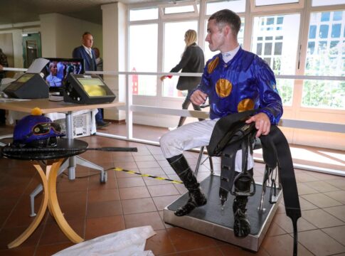 Malhumorada im 6. Rennen mit 59,5 Kilogramm