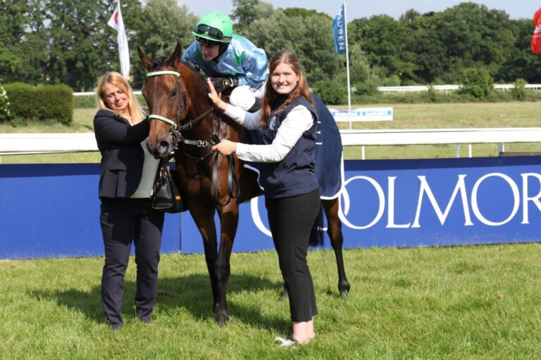 Illustre Runde: Royal Abjar, Manzoni, Angers, Tiger Hill und Matilda