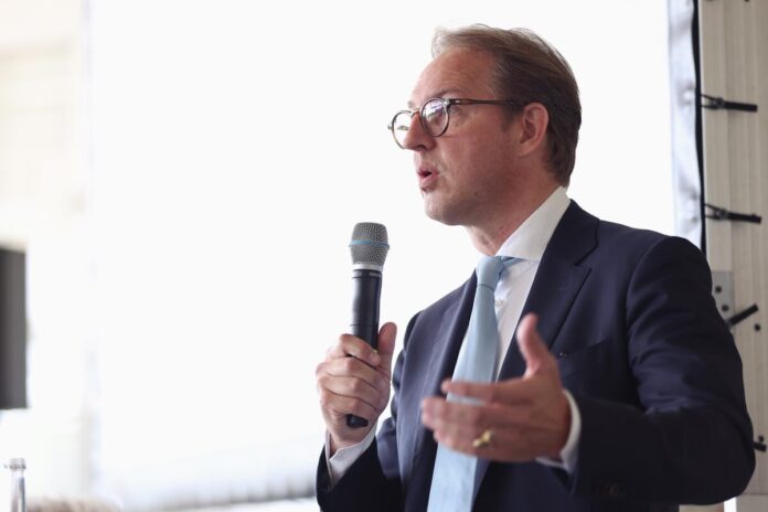 Paul von Schubert bei der Mitgliederversammlung