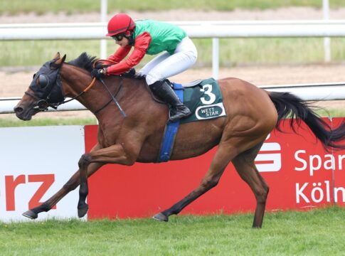 Crocus siegt unter Nina Baltromei