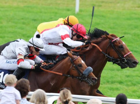 Lordano siegt uter Leon Wolff im Grosser Preis von Tattersalls (Ex Gr.Pr.d.Badischen Wirtschaft) Gr.2