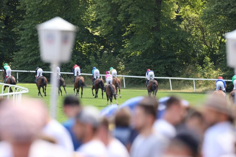 Auch am Montag gibt es Pferderennen – nun in München