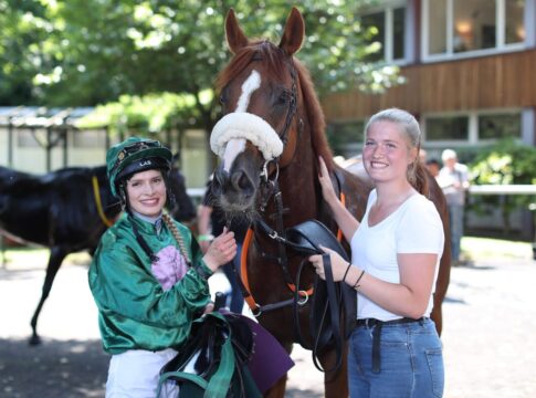 Murray siegt unter Nina Baltromei