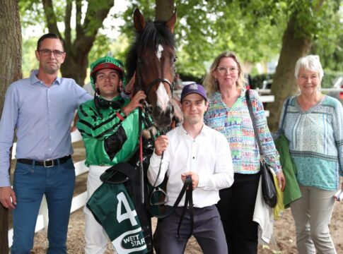 Schöngeist siegt unter Thore Hammer-Hansen