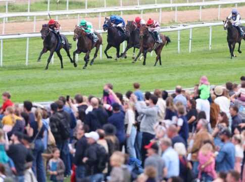 Zuckerhut siegt unter Andrasch Starke im Sparkasse KölnBonn - 190. Union-Rennen, Gr.2