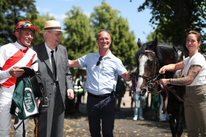 Waldnebel siegt unter Alexander Pietsch