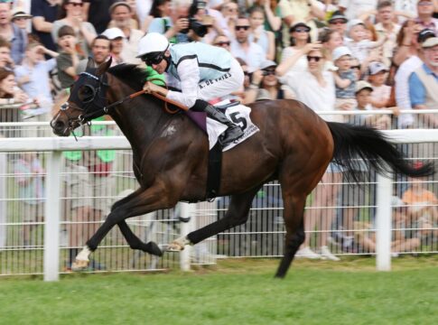 Kylian siegt unter Adrie de Vries in der Casino Baden-Baden Silberne Peitsch - L.