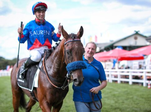 Glady Tiger siegt unter Thore Hammer-Hansen