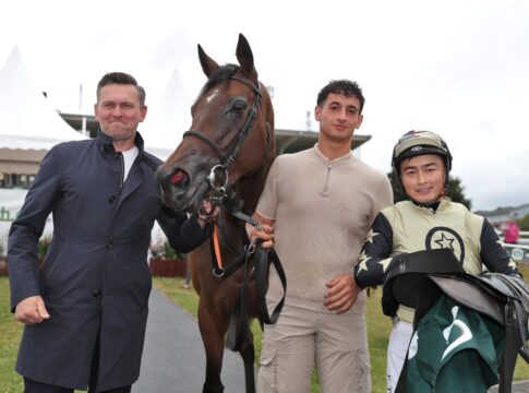 Marmara Star und Team