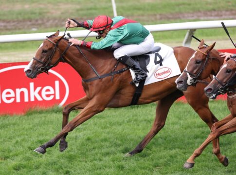 Bacarda siegt unter Wladimir Panov im Grafenberger BBAG-Rennen