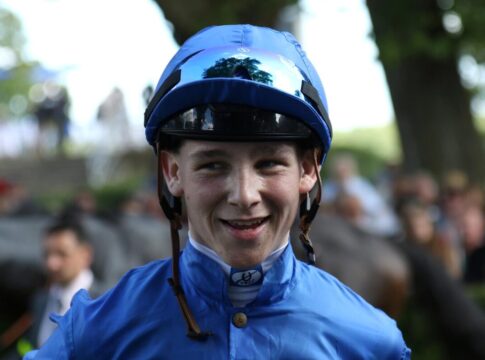 Billy Loughnane nach seinem ersten Gruppe I-Sieg der Karriere