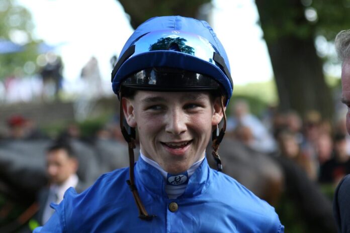 Billy Loughnane nach seinem ersten Gruppe I-Sieg der Karriere