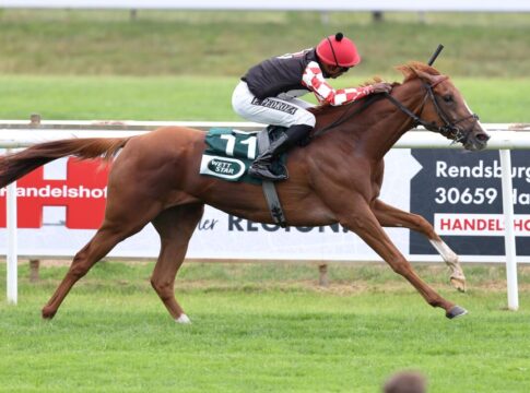 Keep Smiling siegt unter Eduardo Pedroza