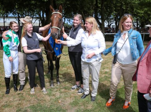 Der Derbysieger Hochkönig wird vom Rennclub geehrt