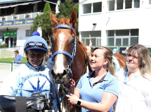 Philharmonie siegt unter Claudia Fleißner