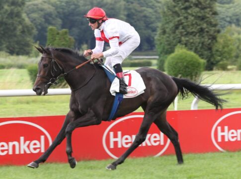 Springtime siegt unter Andrasch Starke