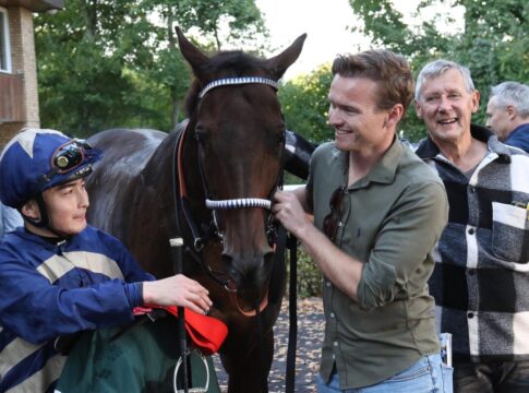 Glicourt siegt unter Esentur Turganaaly Uulu