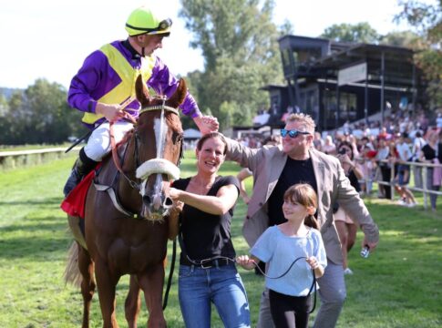 Aerion siegt unter Kevin Braye