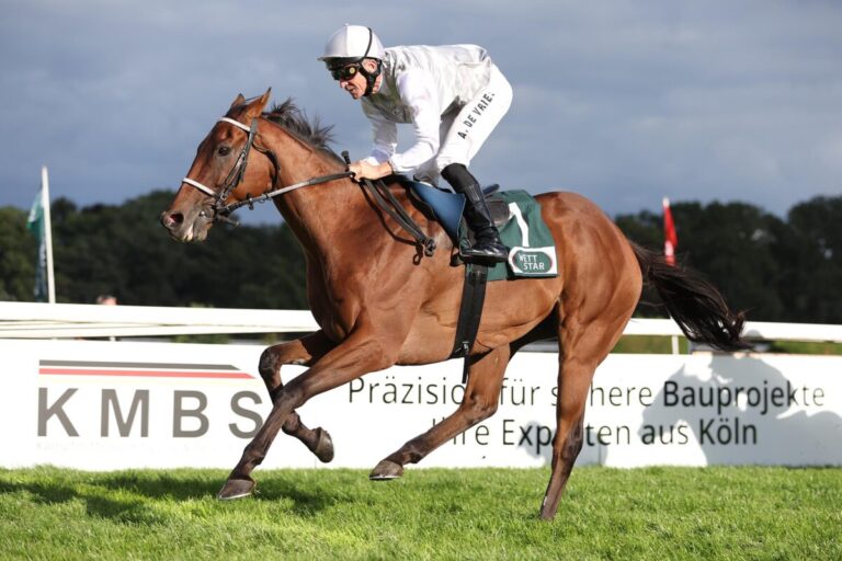 Karisoke und de Vries markieren Hattrick im besseren Handgalopp