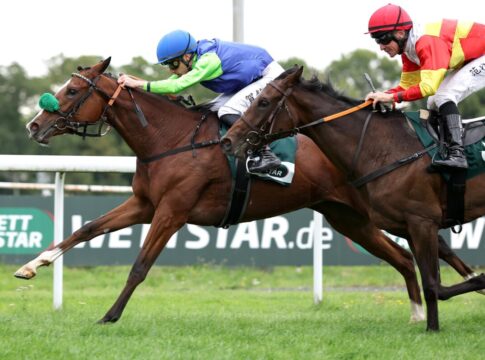 Valzeina siegt unter Antoine Hamelin im Preis der Stadt Dortmund - BBAG Auktionsrennen