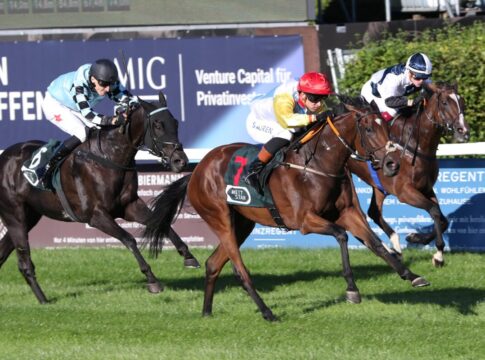 Veneziana siegt unter Thore Hammer-Hansen