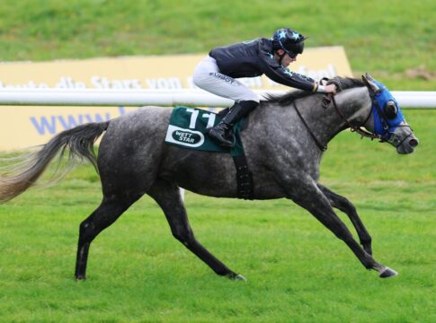 Adelaide siegt unter Benjamin Marie