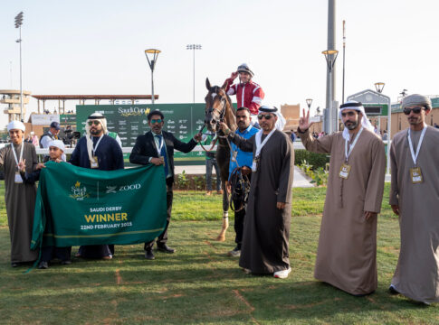 Golden Vekoma gewinnt den Saudi Derby 2025 Foto: Jockey Club of Saudi Arabia/Mathea Kelley