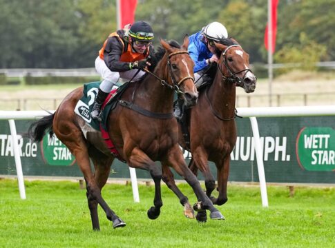 Ruby Lips siegt unter Concetto Santangelo im Starkmacherin der Region-Stutenpreis