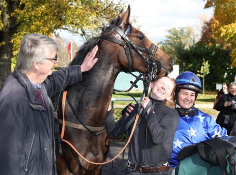 Aida siegt unter Anna van den Troost