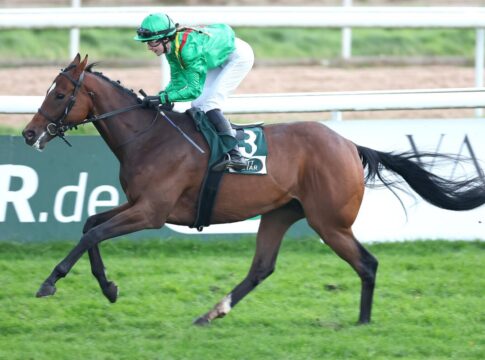 Anspruch siegt unter Vivian Fahrnow