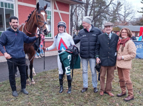 All Told gewinnt beim Deutschland-Debüt
