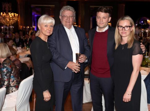 Michaela, Bruno und Holger Faust mit Nastasja Volz-Degel vom Gestüt Ohlerweiherof