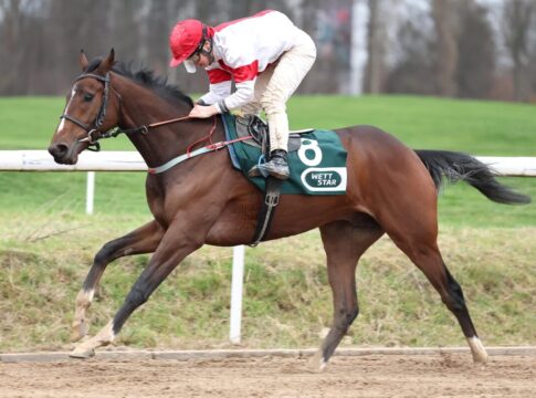 Sullyvan siegt unter Esentur Turganaaly Uulu